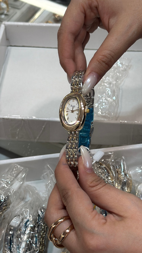 ساعت بنددورنگ بیضی